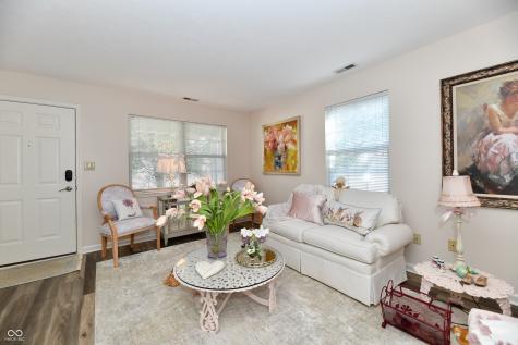5668 Misty Ridge Circle Indianapolis IN 46237