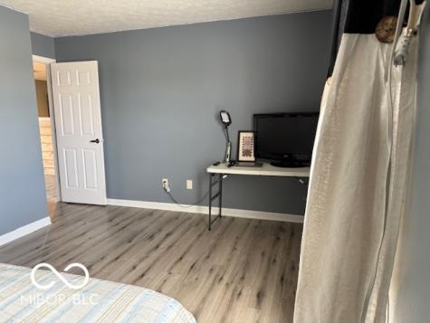 6045 Arlington Way Indianapolis IN 46237