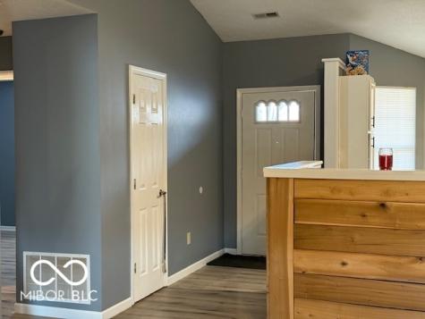 6045 Arlington Way Indianapolis IN 46237