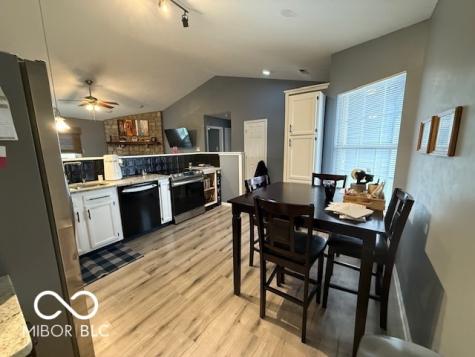 6045 Arlington Way Indianapolis IN 46237