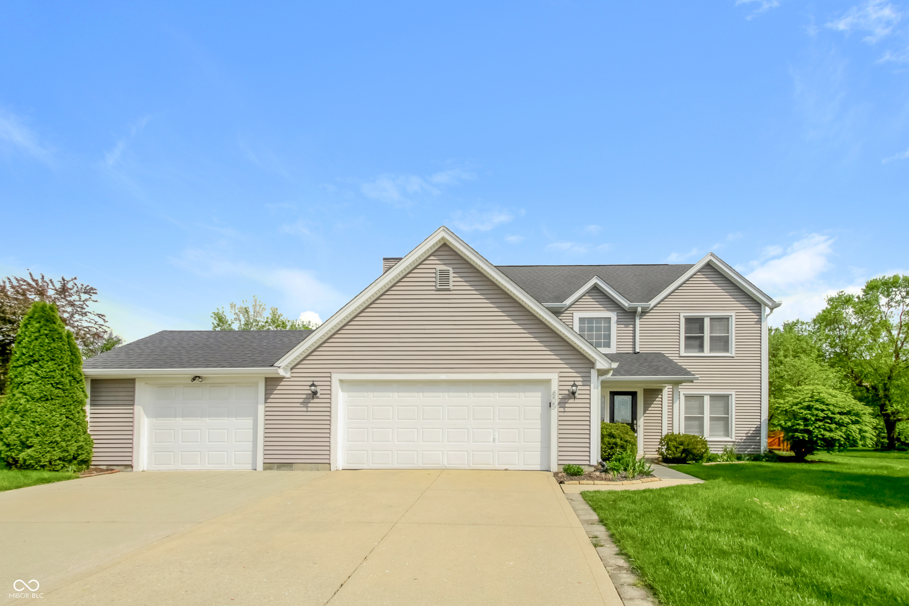 805 Timber Creek Drive Indianapolis IN 46239