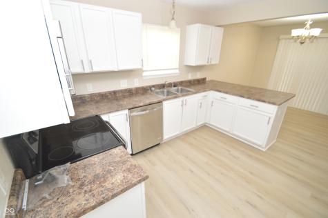 5552 Bluff View Boulevard Indianapolis IN 46217