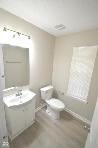 5552 Bluff View Boulevard Indianapolis IN 46217