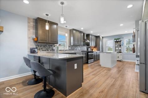 84 Glenbrook Lane Avon IN 46123