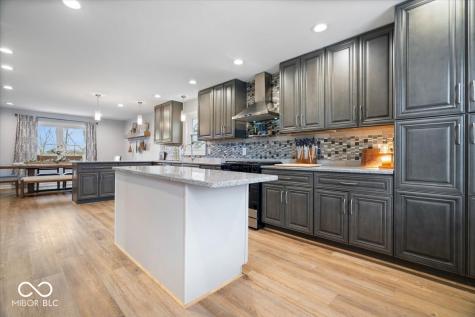 84 Glenbrook Lane Avon IN 46123