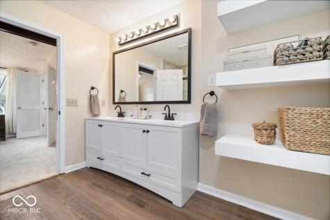 84 Glenbrook Lane Avon IN 46123