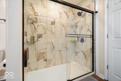 84 Glenbrook Lane Avon IN 46123