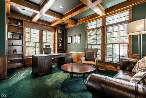 25 Monahan Road Zionsville IN 46077