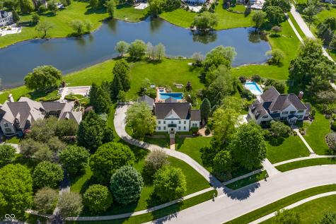 25 Monahan Road Zionsville IN 46077