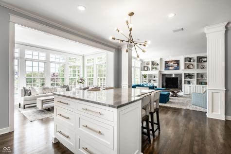 25 Monahan Road Zionsville IN 46077