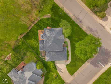6075 Chinkapin Drive Columbus IN 47201