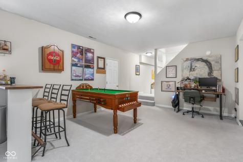 6075 Chinkapin Drive Columbus IN 47201