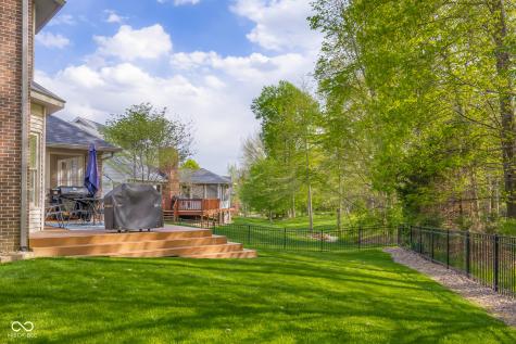 6075 Chinkapin Drive Columbus IN 47201