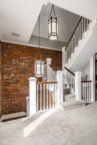 108 E 9th Street Indianapolis IN 46204
