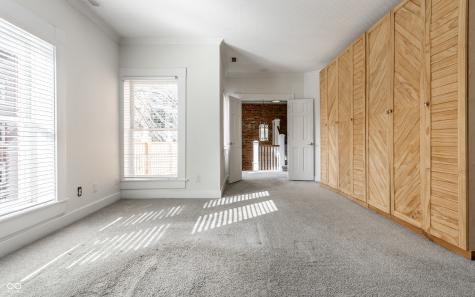 108 E 9th Street Indianapolis IN 46204