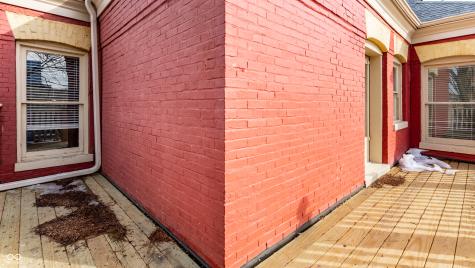 108 E 9th Street Indianapolis IN 46204
