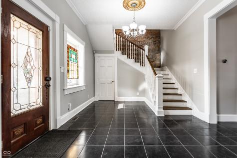 108 E 9th Street Indianapolis IN 46204