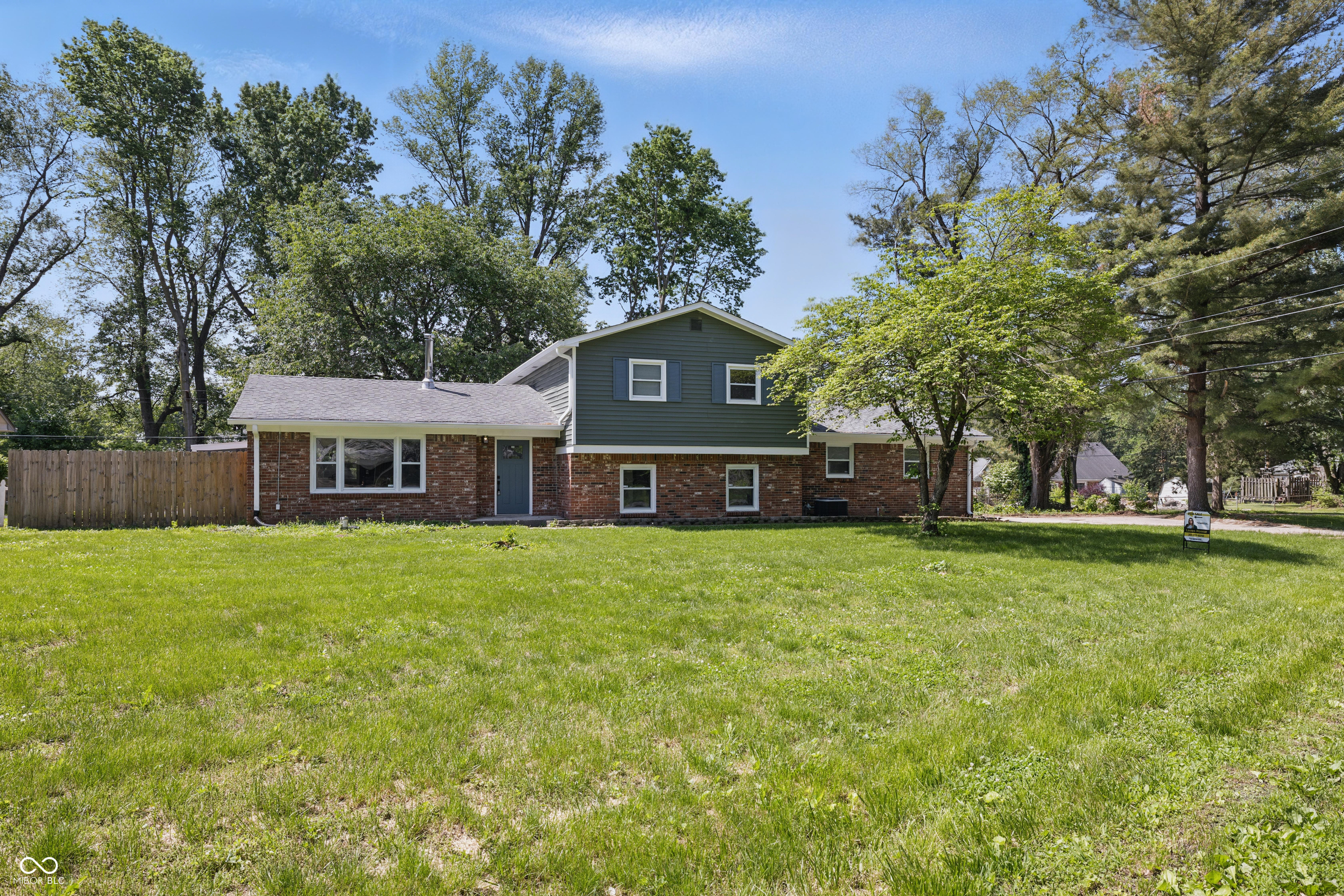2009 Friendship Drive Indianapolis IN 46217