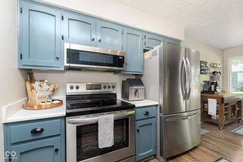 102 N Restin Road Greenwood IN 46142