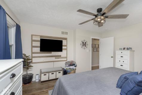 102 N Restin Road Greenwood IN 46142