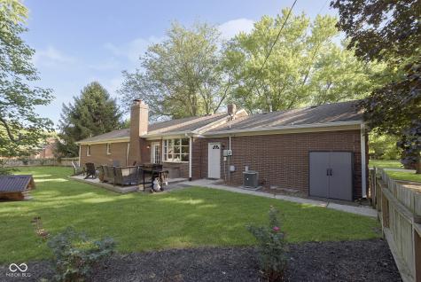 102 N Restin Road Greenwood IN 46142