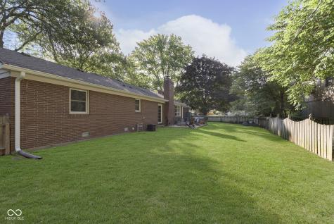 102 N Restin Road Greenwood IN 46142