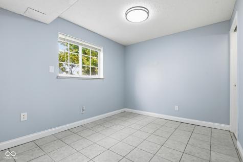 8312 Devonshire Road Columbus IN 47201
