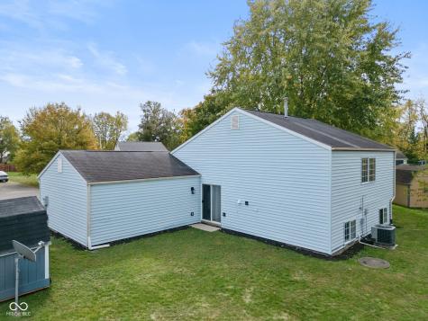 8312 Devonshire Road Columbus IN 47201