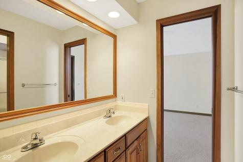 7905 Traders Hollow Lane Indianapolis IN 46278