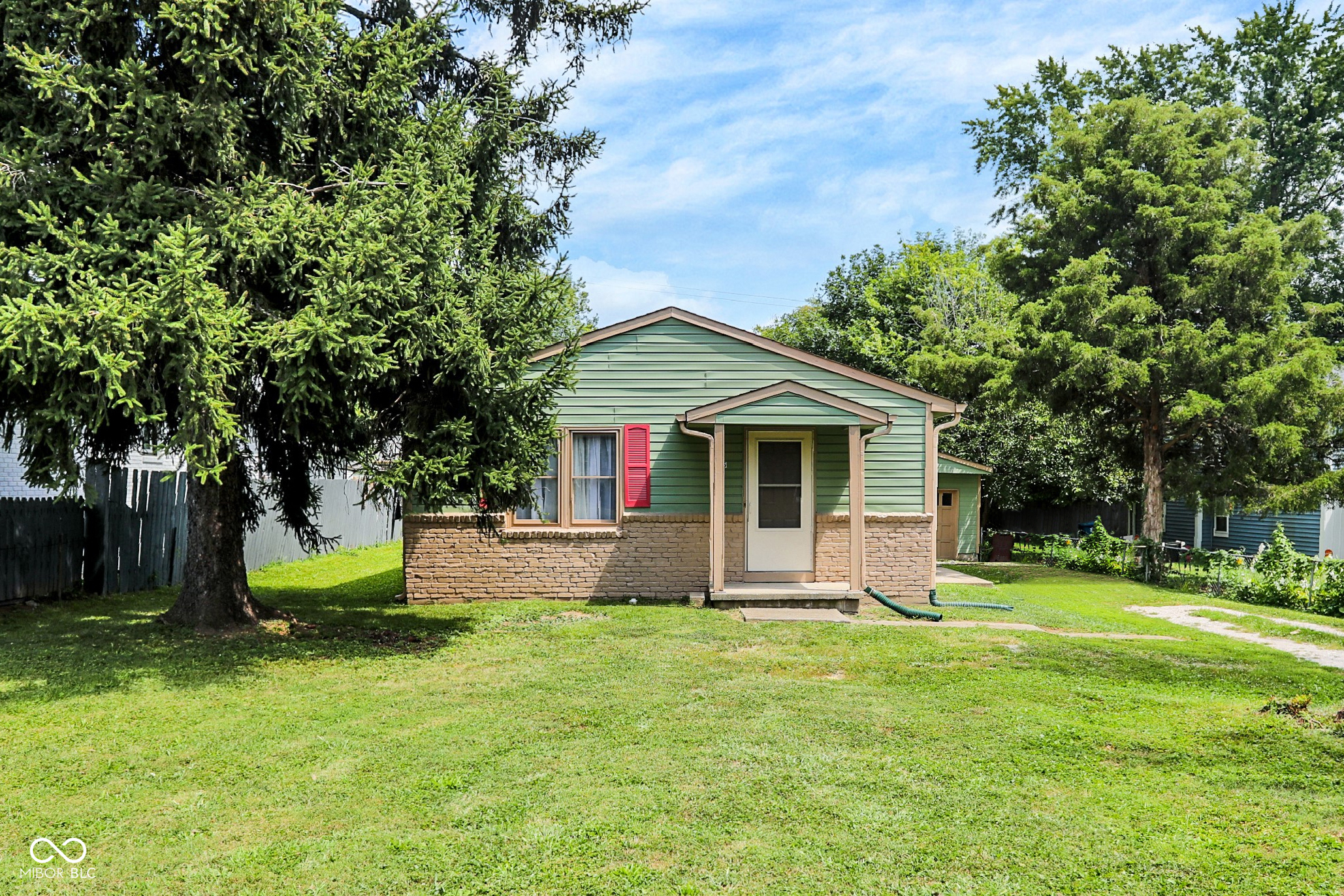 825 S Worth Avenue Indianapolis IN 46241