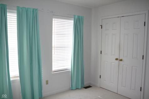 10720 Midnight Drive Indianapolis IN 46239