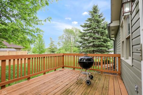 329 N East Street Westfield IN 46074