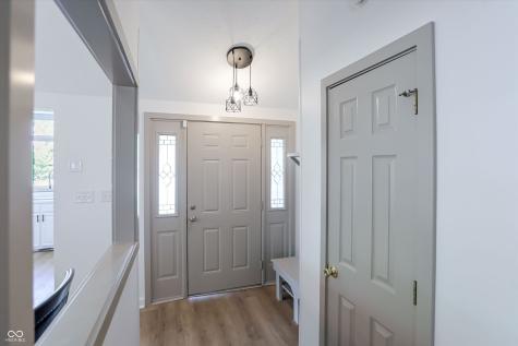 329 N East Street Westfield IN 46074