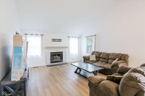 329 N East Street Westfield IN 46074
