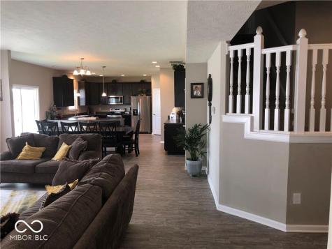 9122 Hemingway Drive Indianapolis IN 46239