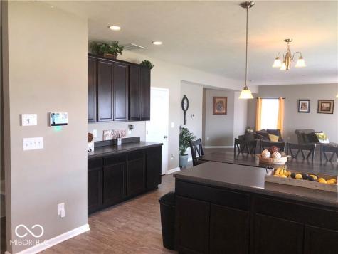 9122 Hemingway Drive Indianapolis IN 46239