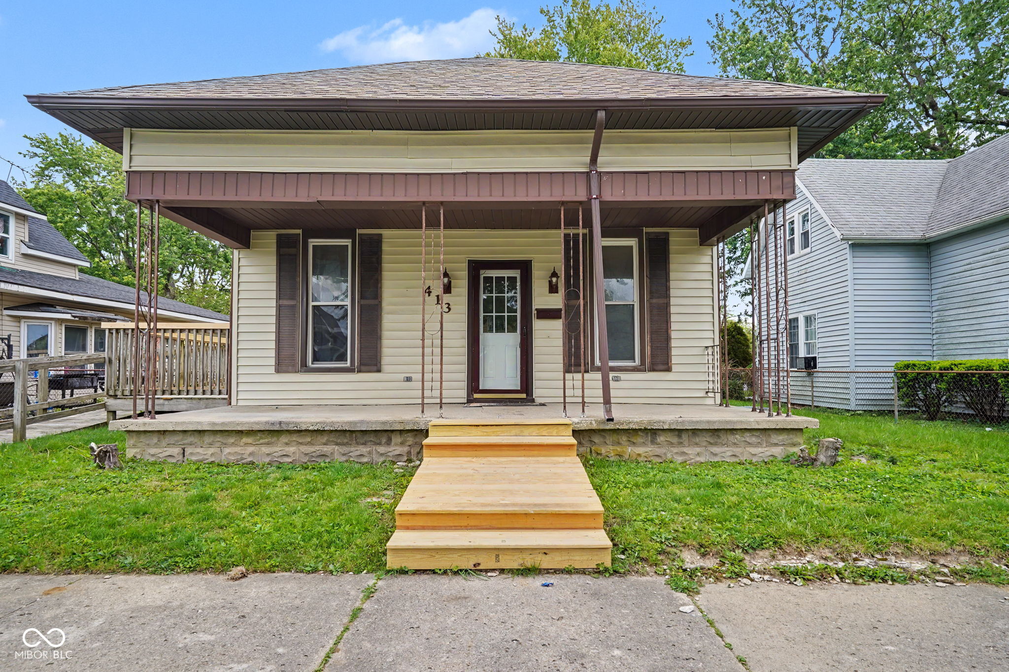 413 N 12th Street Elwood IN 46036