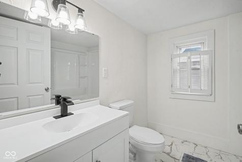 413 N 12th Street Elwood IN 46036