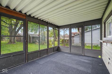 413 N 12th Street Elwood IN 46036