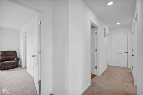 4042 Sedgewick Lane Columbus IN 47201