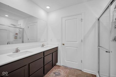 4042 Sedgewick Lane Columbus IN 47201