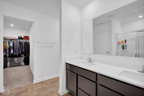 4042 Sedgewick Lane Columbus IN 47201
