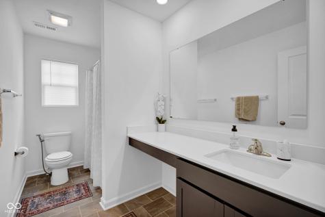 4042 Sedgewick Lane Columbus IN 47201