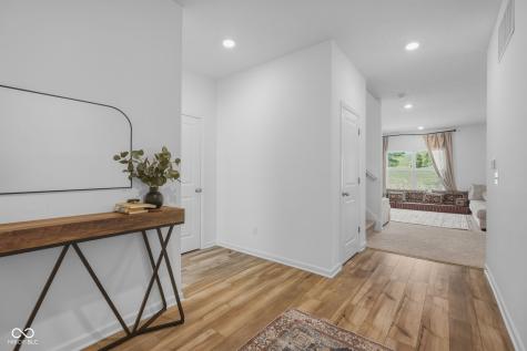 4042 Sedgewick Lane Columbus IN 47201