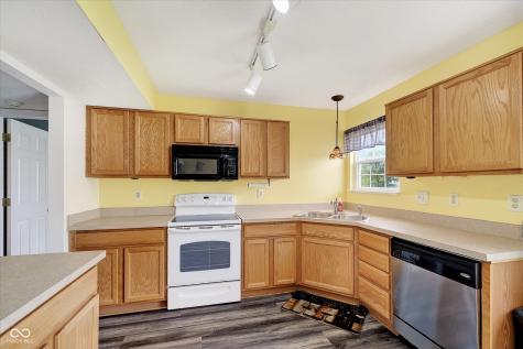 2428 Foxtail Drive Plainfield IN 46168