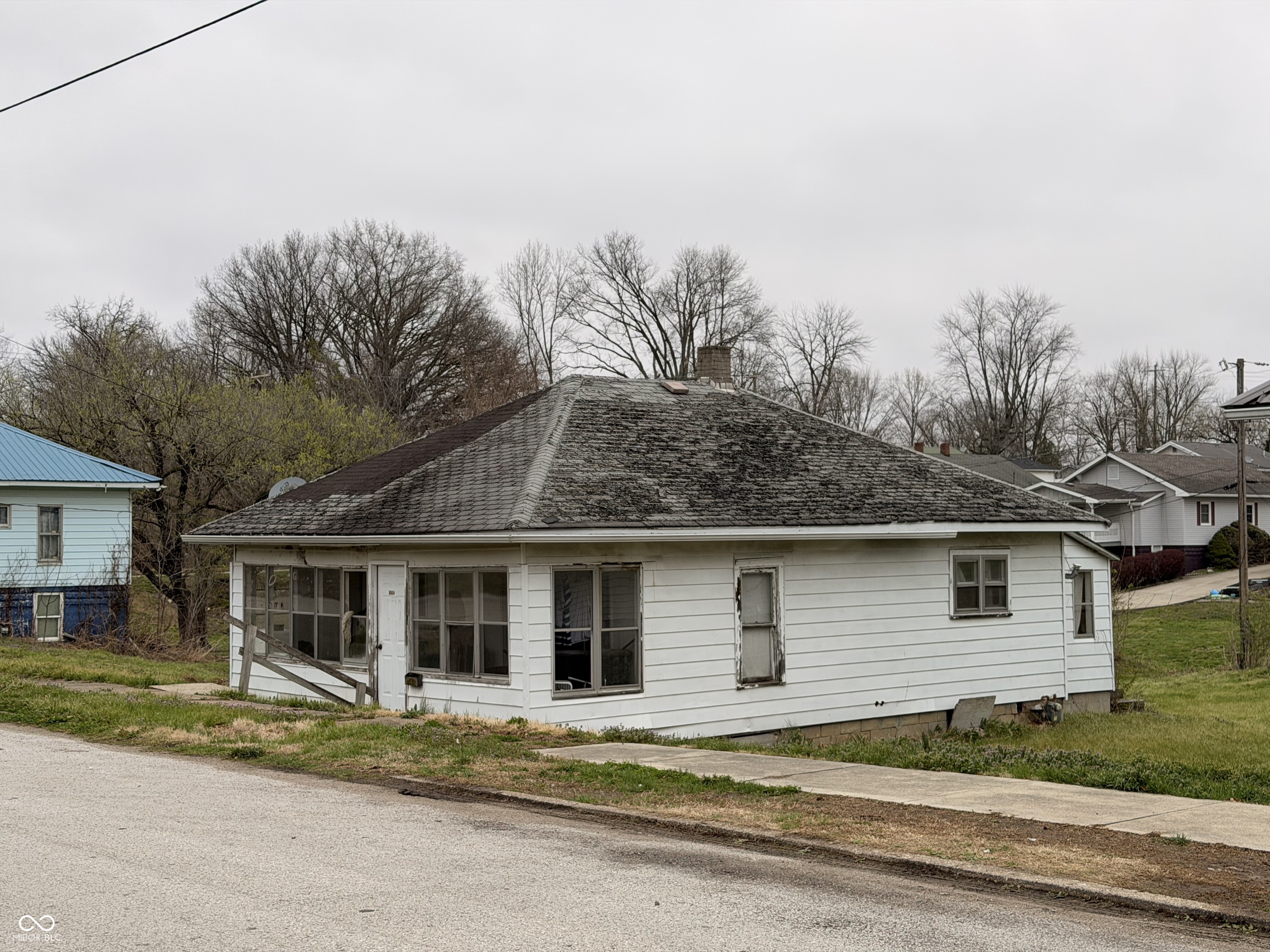 1004 N Washington Street Bicknell IN 47512