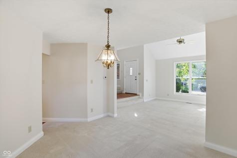 8942 Pine Tree Boulevard Indianapolis IN 46256
