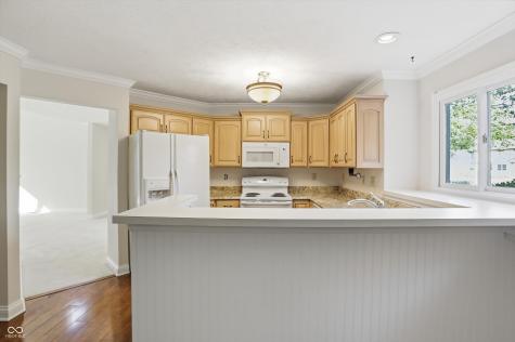 8942 Pine Tree Boulevard Indianapolis IN 46256