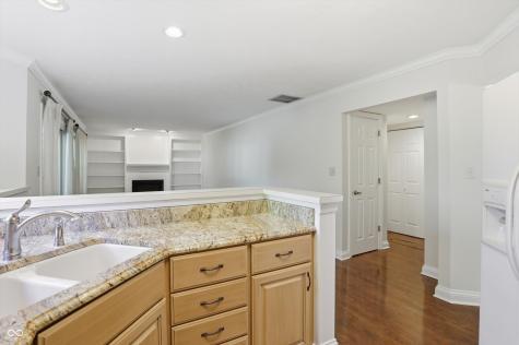 8942 Pine Tree Boulevard Indianapolis IN 46256