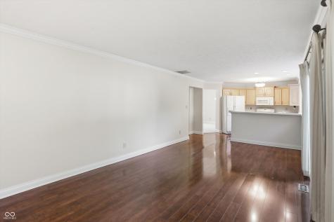 8942 Pine Tree Boulevard Indianapolis IN 46256